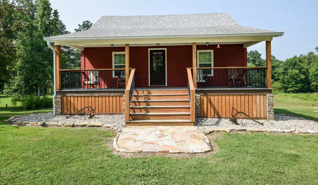 537 County Road 29, Riceville, TN 37370