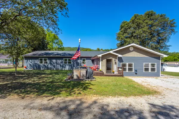 109 Igou Ferry RD, Soddy-daisy, TN 37379