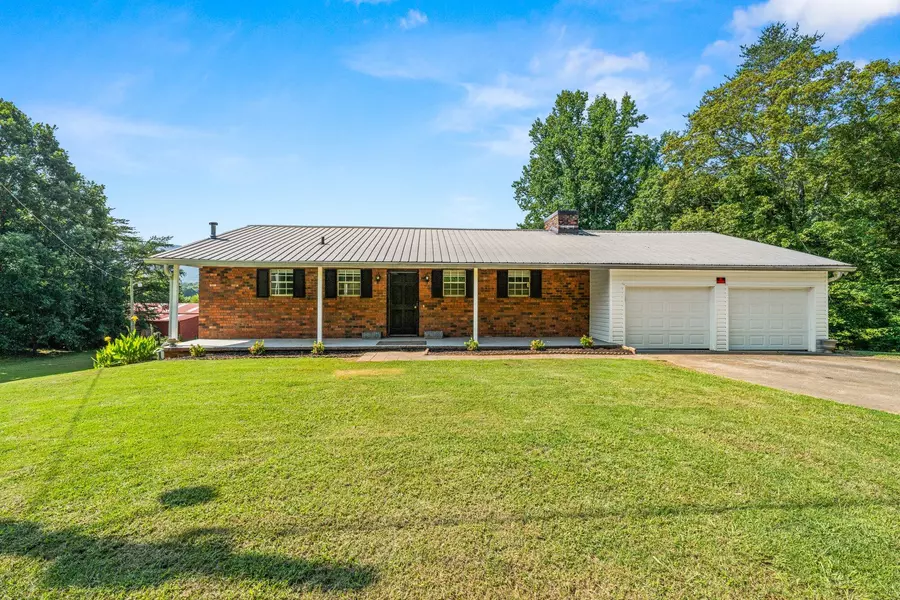 131 County Road 863, Etowah, TN 37331