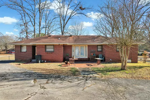 Dalton, GA 30721,114 Hazel DR