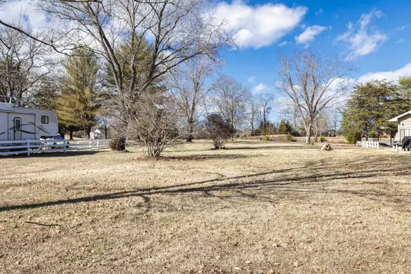 Spring City, TN 37381,000 Pin Hook RD