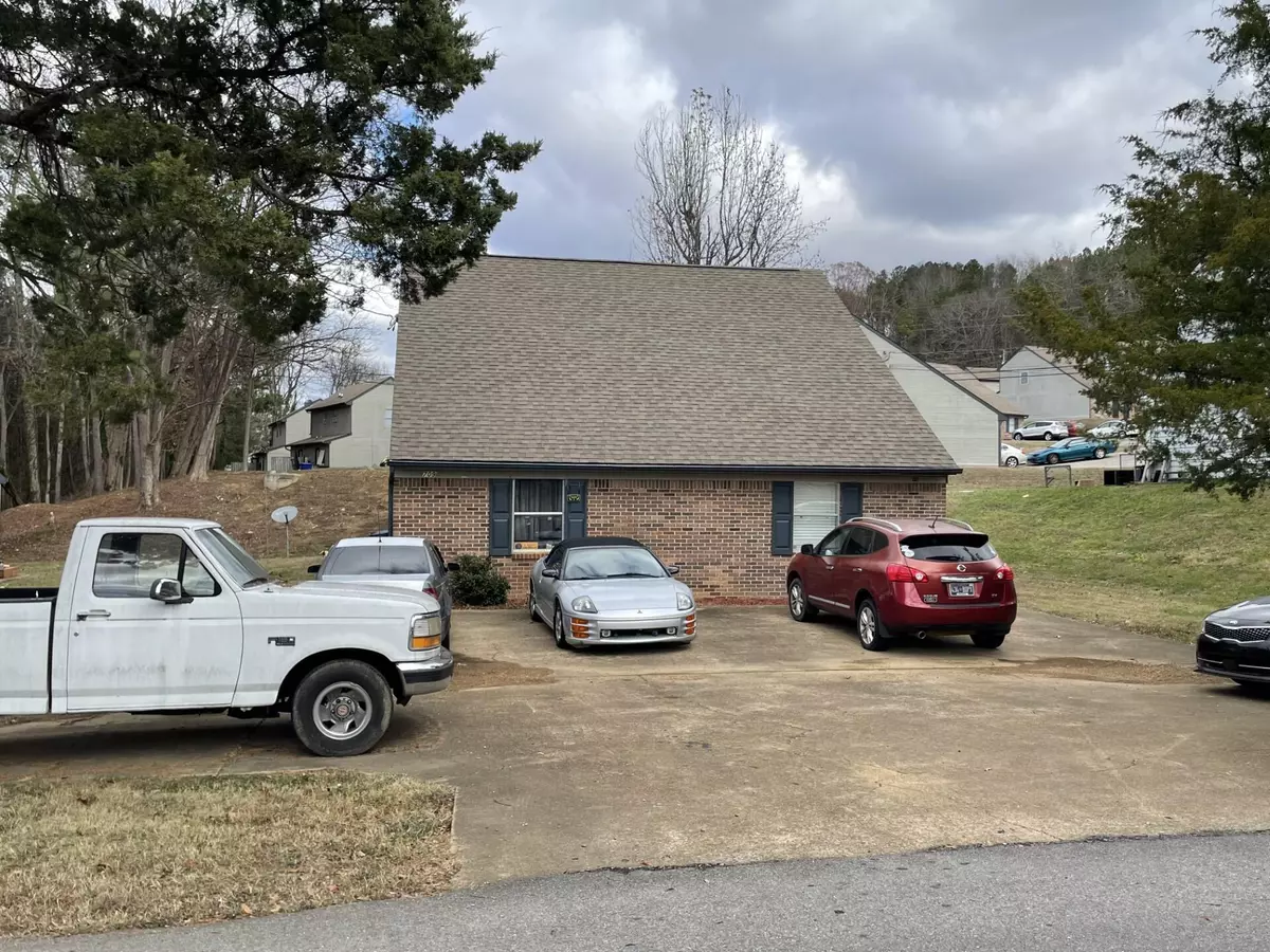 Cleveland, TN 37312,709/713 Weeks DR NE