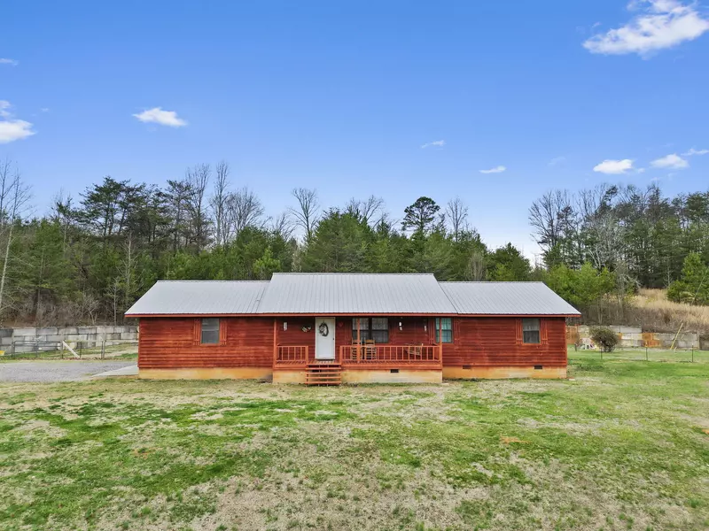 817 Old Federal Road, Old Fort, TN 37362