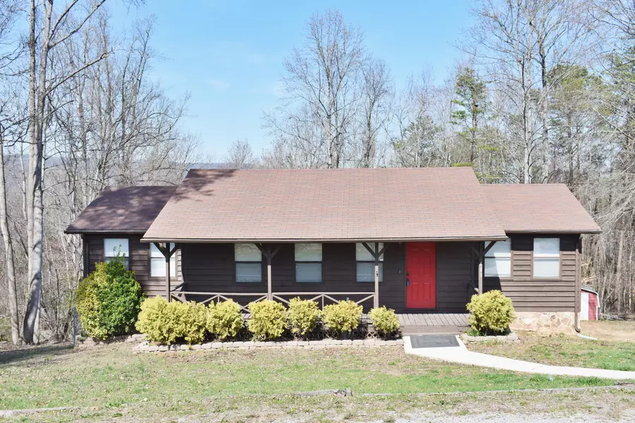 483 Indian Hills DR, Dayton, TN 37321