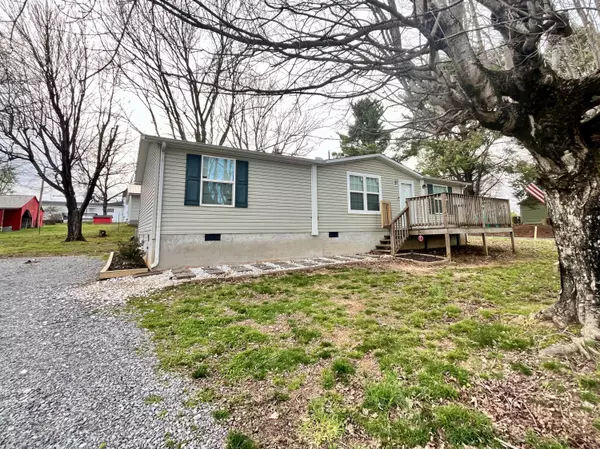 123 Anderson ST, Sweetwater, TN 37874