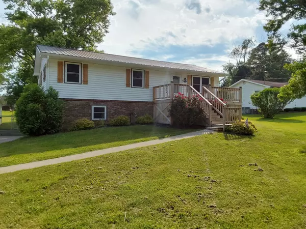 749 Lafollette Drive, Maryville, TN 37801