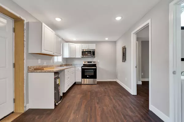 Cleveland, TN 37311,860 Berry ST NE