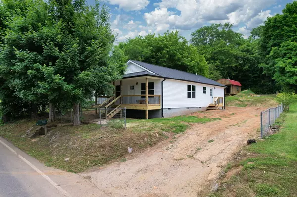 1233 SE King Edward AVE, Cleveland, TN 37311