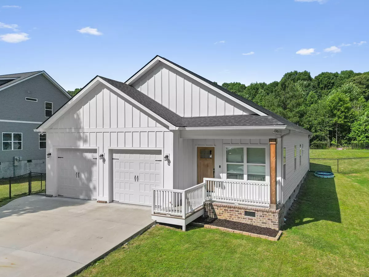 Soddy-daisy, TN 37379,3815 Lee PIKE