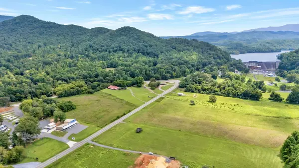 Benton, TN 37307,1985 Highway 64