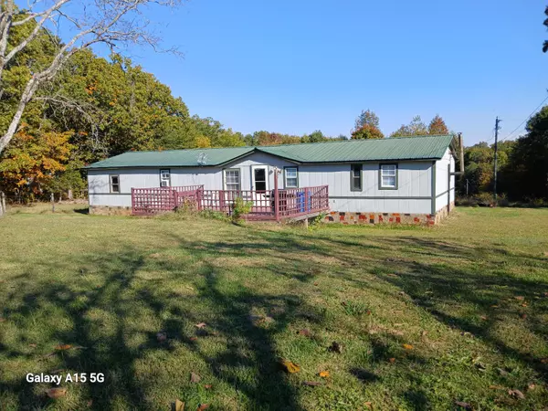 296 County Road 357, Sweetwater, TN 37874