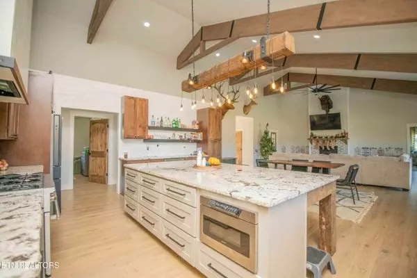 Kingston, TN 37763,181 Hamilton RD