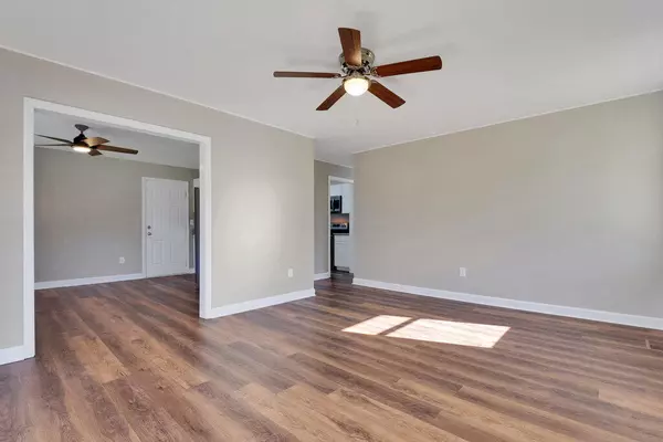 Spring City, TN 37381,1805 New Lake RD