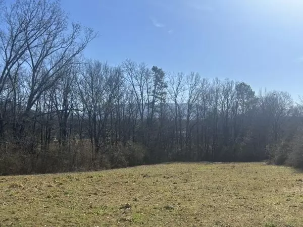 1852 County Road 609, Etowah, TN 37331