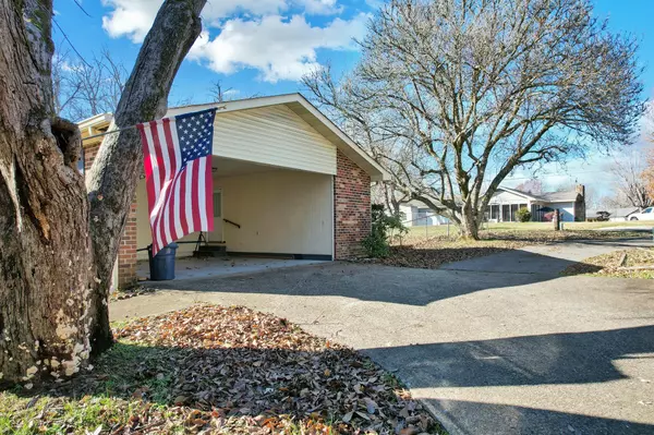 Athens, TN 37303,814 Cedar Springs RD