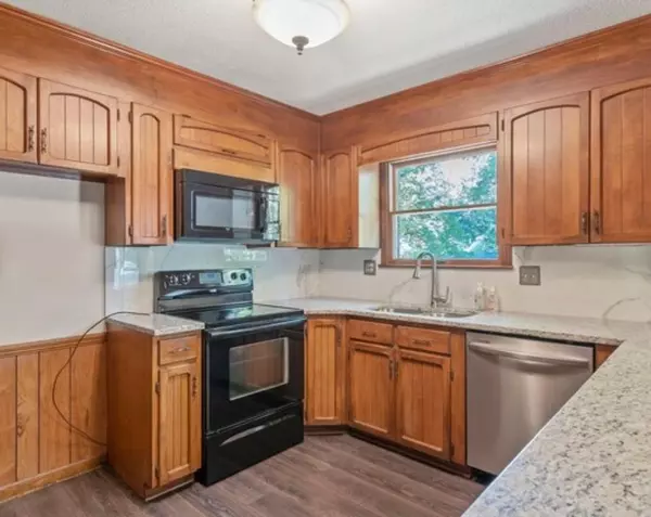 Cleveland, TN 37312,555 Hunter TRL NE