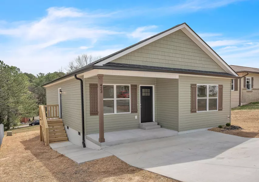 423 Johnson BLVD SE, Cleveland, TN 37311