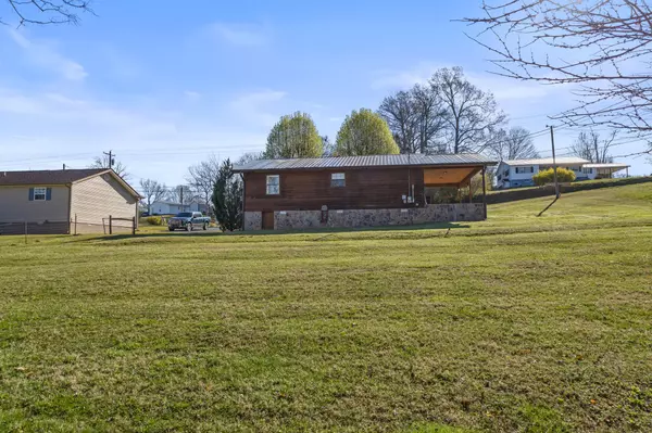 Sweetwater, TN 37874,204 Mahala RD