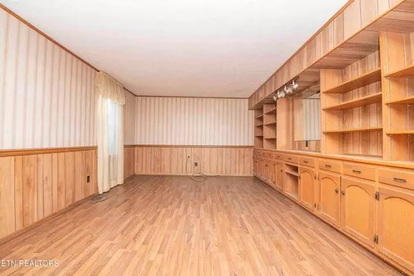 Rockwood, TN 37854,215 Darrell LN