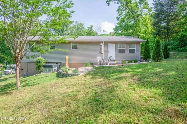 Kingston, TN 37763,701 Hill ST