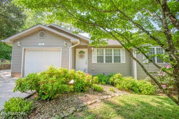 Kingston, TN 37763,701 Hill ST