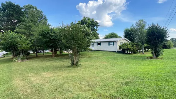 323 Wayman RD, Madisonville, TN 37354