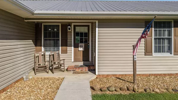 Benton, TN 37307,346 Thomas RD