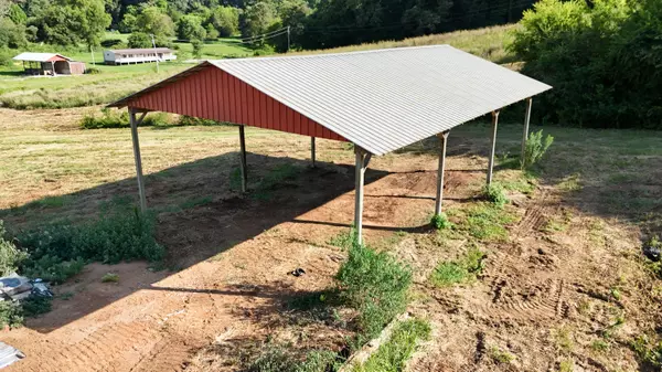 Charleston, TN 37310,649 Beeler Ridge RD