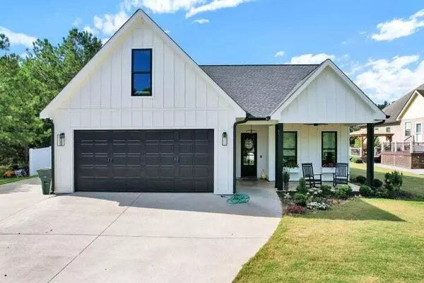 Chatsworth, GA 30705,44 E Madison ST