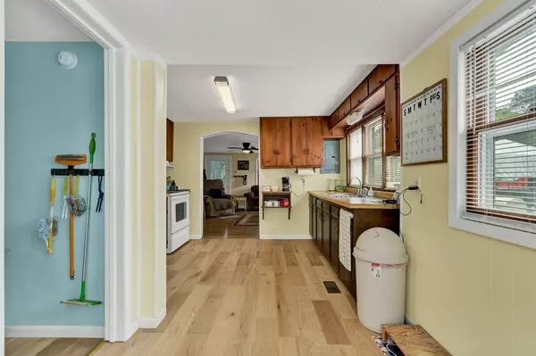 Sweetwater, TN 37874,102 Mahala RD