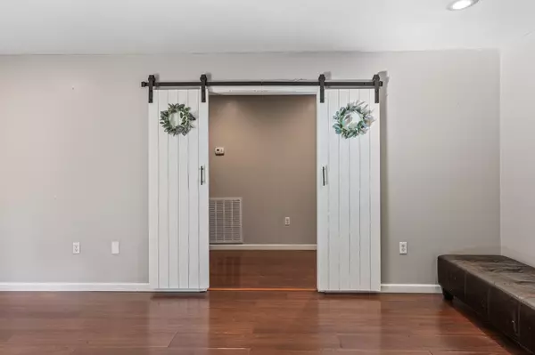 Decatur, TN 37322,1043 Mt Carmel RD