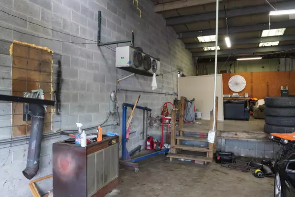 Englewood, TN 37329,3302 Highway 411 N N