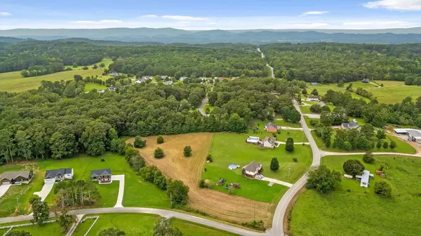 Lafayette, GA 30728,3032 Lake Howard RD