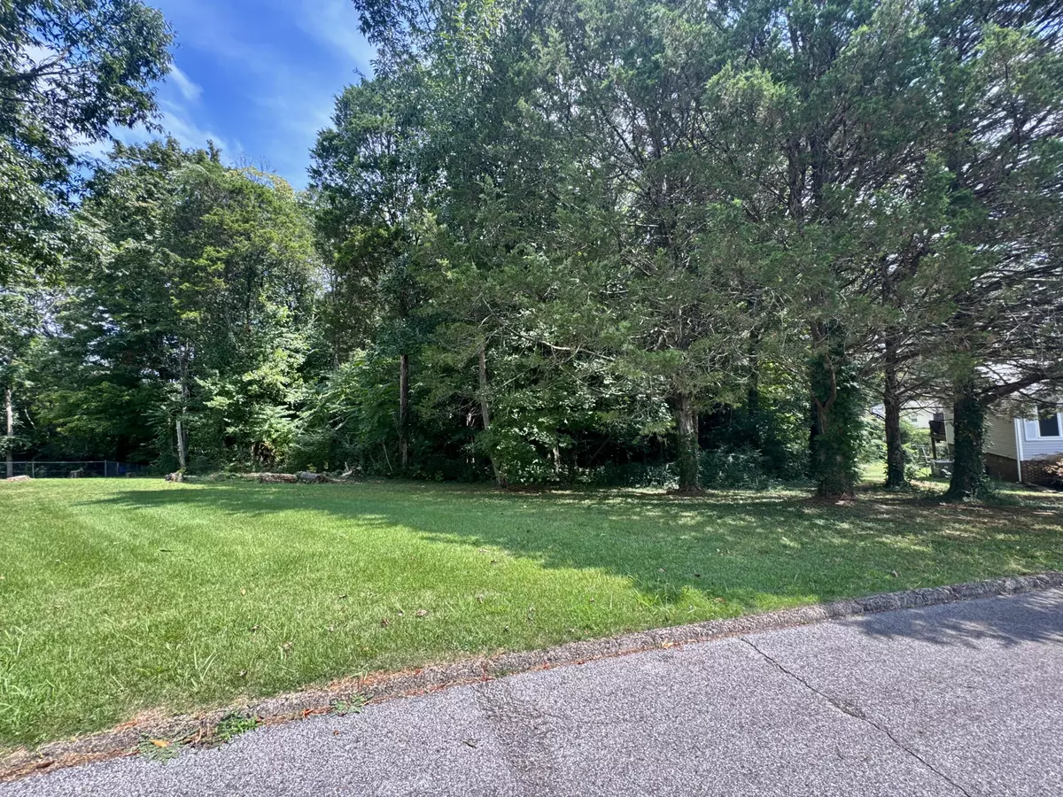 Athens, TN 37303,000 Ridgeway CIR