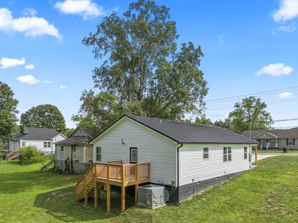 Etowah, TN 37331,316 Athens PIKE