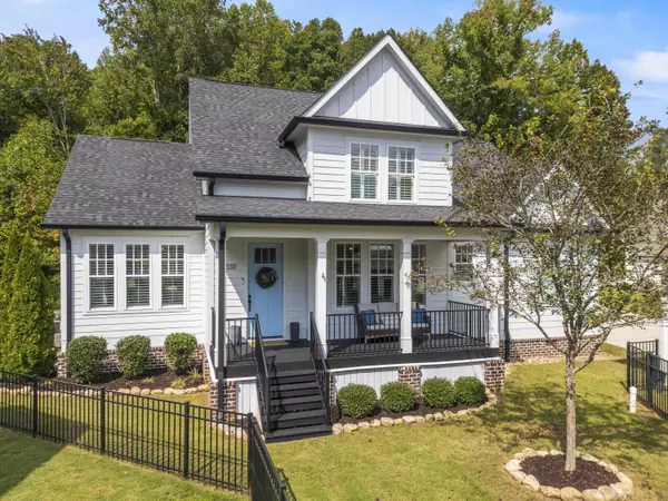 Chattanooga, TN 37419,8538 Festival LOOP