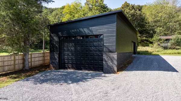 Sweetwater, TN 37874,173 Ogle DR