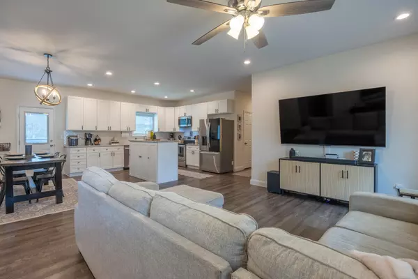 Niota, TN 37826,117 County Road 327