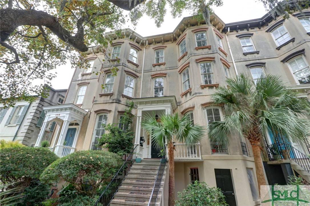 Savannah, GA 31401,110 E Gaston ST