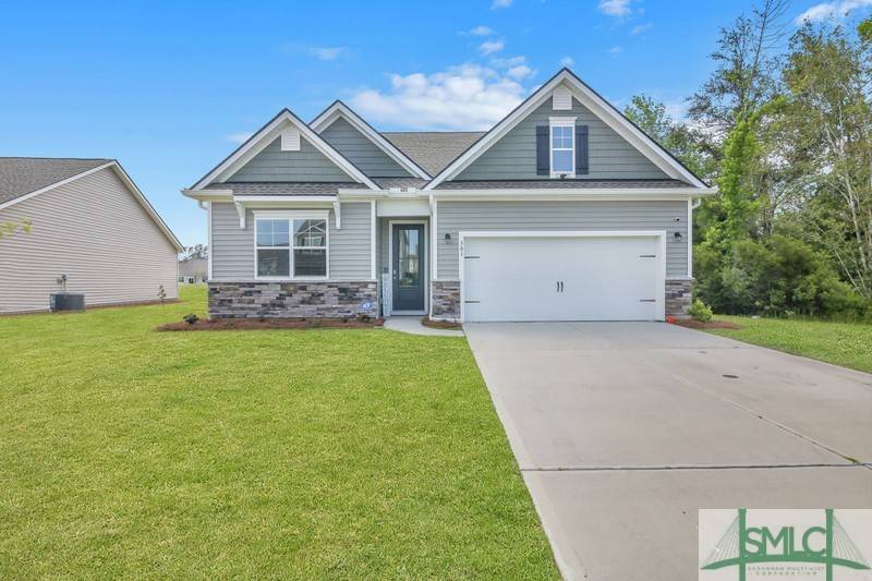301 Hogan DR, Richmond Hill, GA 31324