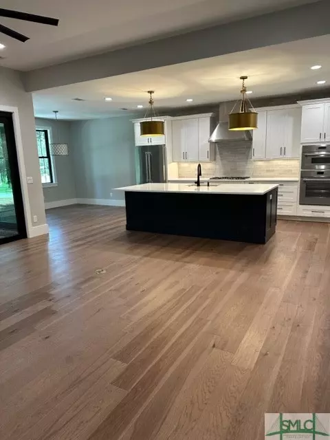 Savannah, GA 31411,102 Landings WAY N