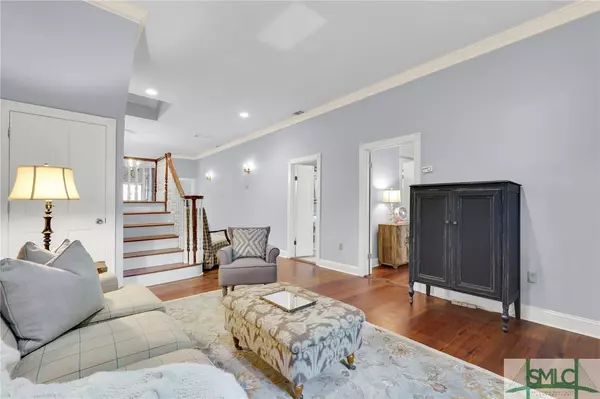 Savannah, GA 31401,512 E Jones ST