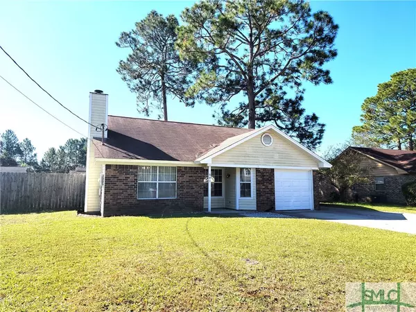 641 Honey Ridge LN, Hinesville, GA 31313