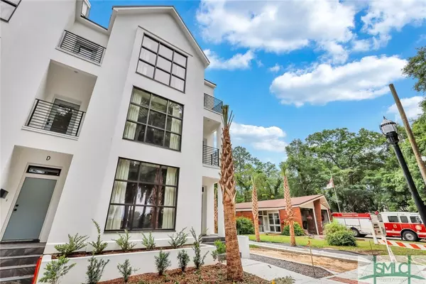 Savannah, GA 31404,2818 & 2820 Bee RD