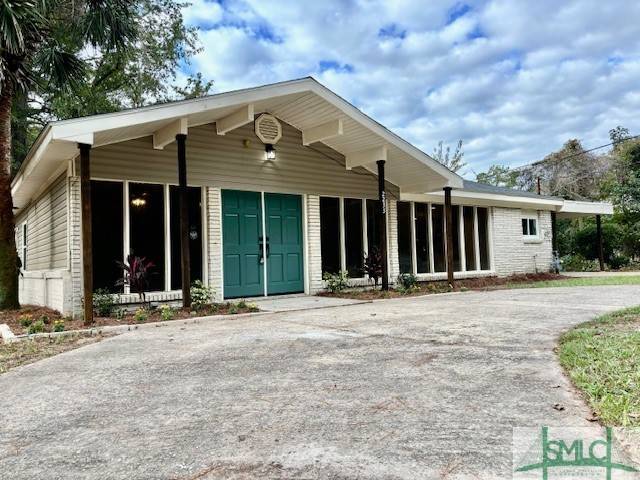 2233 E DeRenne AVE, Savannah, GA 31406