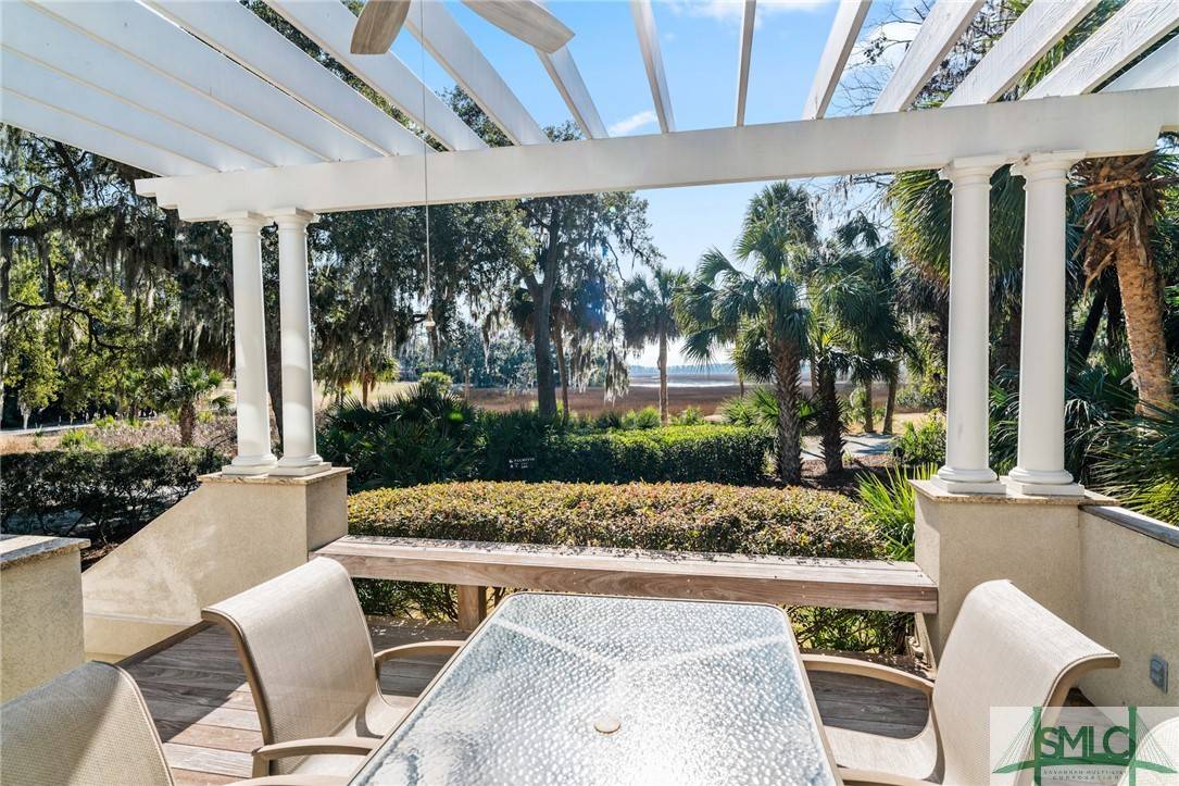 1 Bishopwood CT, Savannah, GA 31411