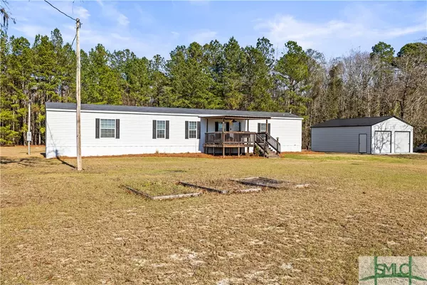 4325 Settlement RD, Register, GA 30452