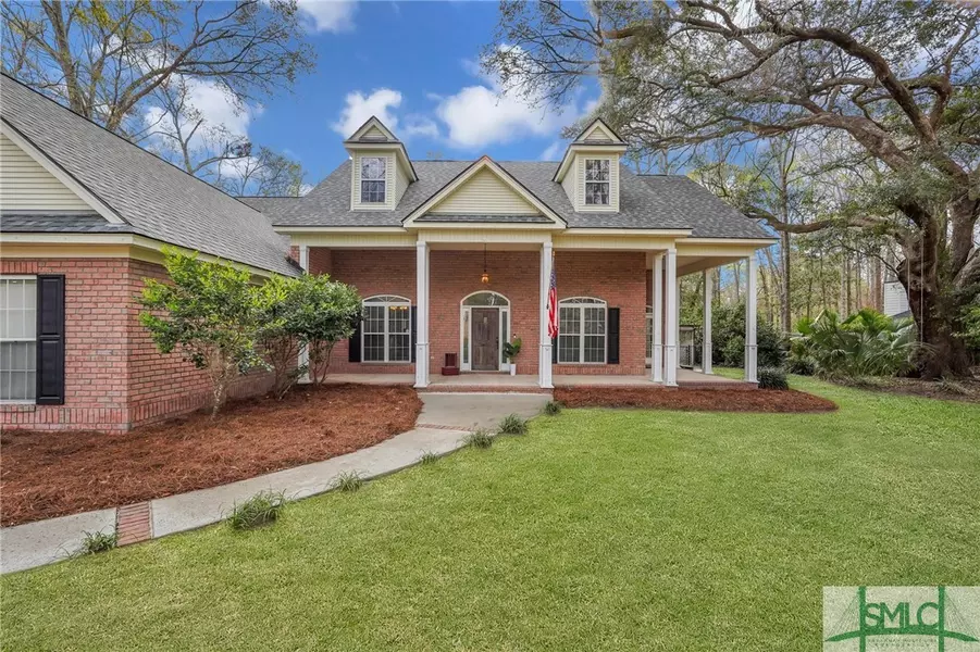 215 McLaughlin CT, Richmond Hill, GA 31324