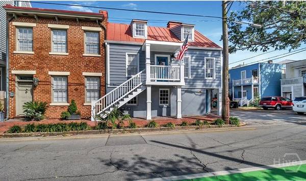 38 Price ST, Savannah, GA 31401