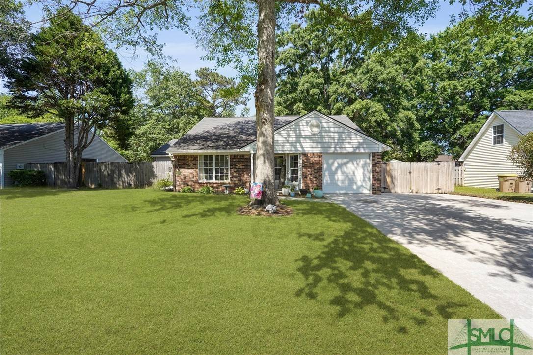 121 Pelican LN, Richmond Hill, GA 31324